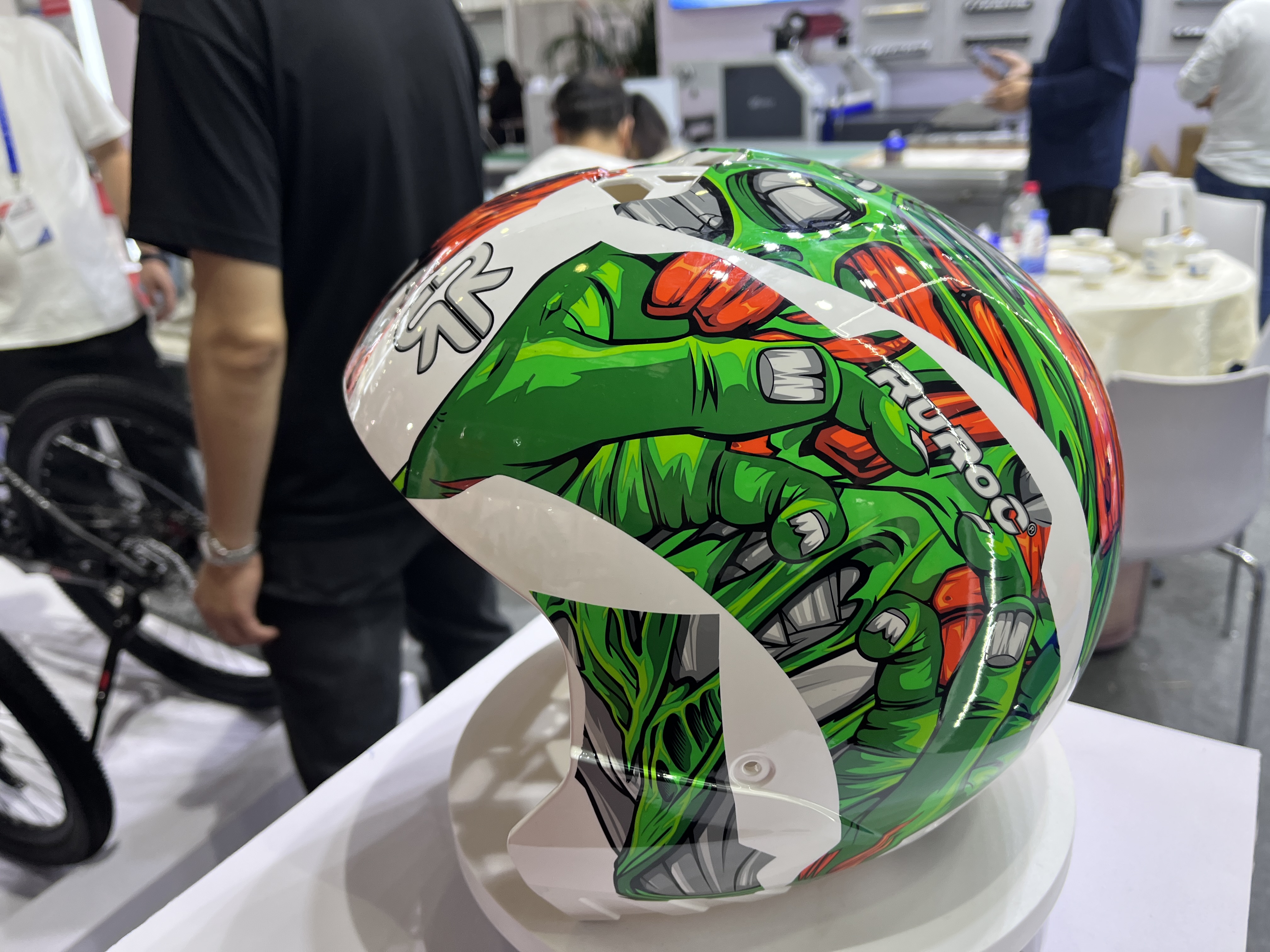 Tinta usada em capacetes